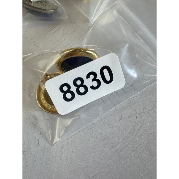 Vintage Monet 90s Blue and‎ Gold Tone Round Earrings - Picture 4 of 4